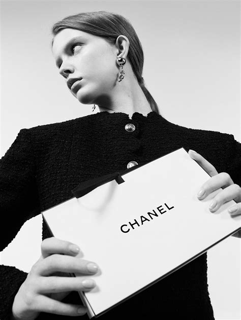 chanel cosmetics uk customer service|Chanel UK online shop.